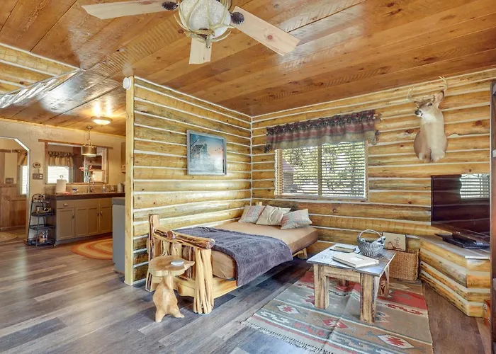 Jemez Springs Cabin W/ Stunning Mtn Views!
