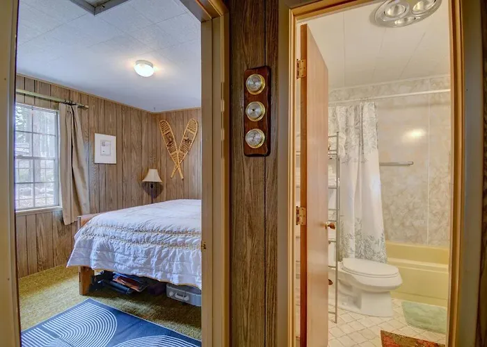 70S Mountain Cabin Near San Antonio Hot Springs